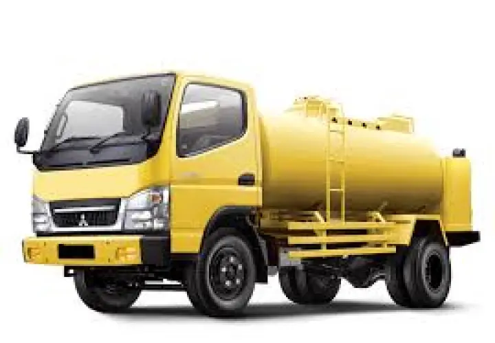 SEDOT WC SAMPAI HABIS di Coblong